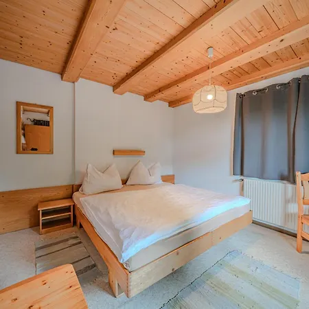 Ferienhaus Jaklitsch Xl St. Johann in Tirol